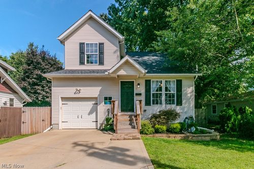 7759 Manor Dr, Mentor-On-The-Lake, OH, 44060-3328 | Card Image
