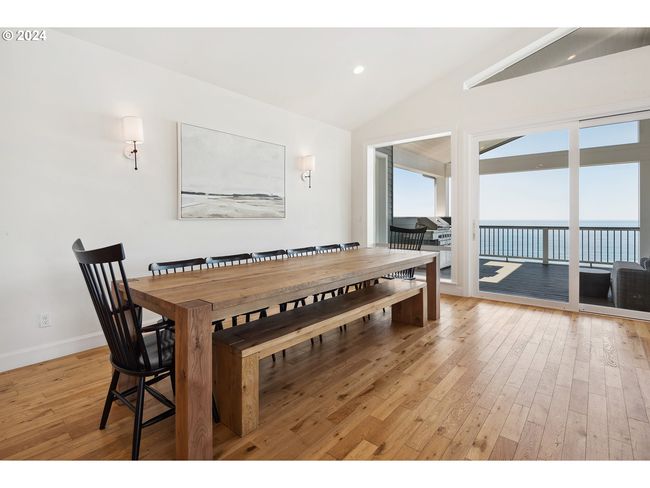 54150 S Beach Rd, House other with 6 bedrooms, 7 bathrooms and 2 parking in Neskowin OR | Image 22