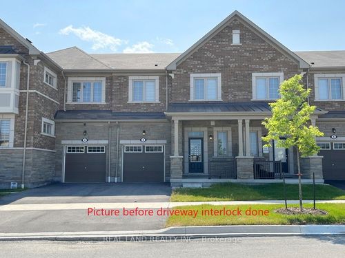 4 Limoges St, Whitby, ON, L1P0M3 | Card Image