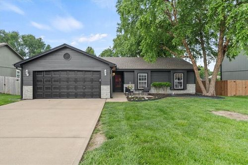 351 W Skylark St, Gardner, KS, 66030-1751 | Card Image