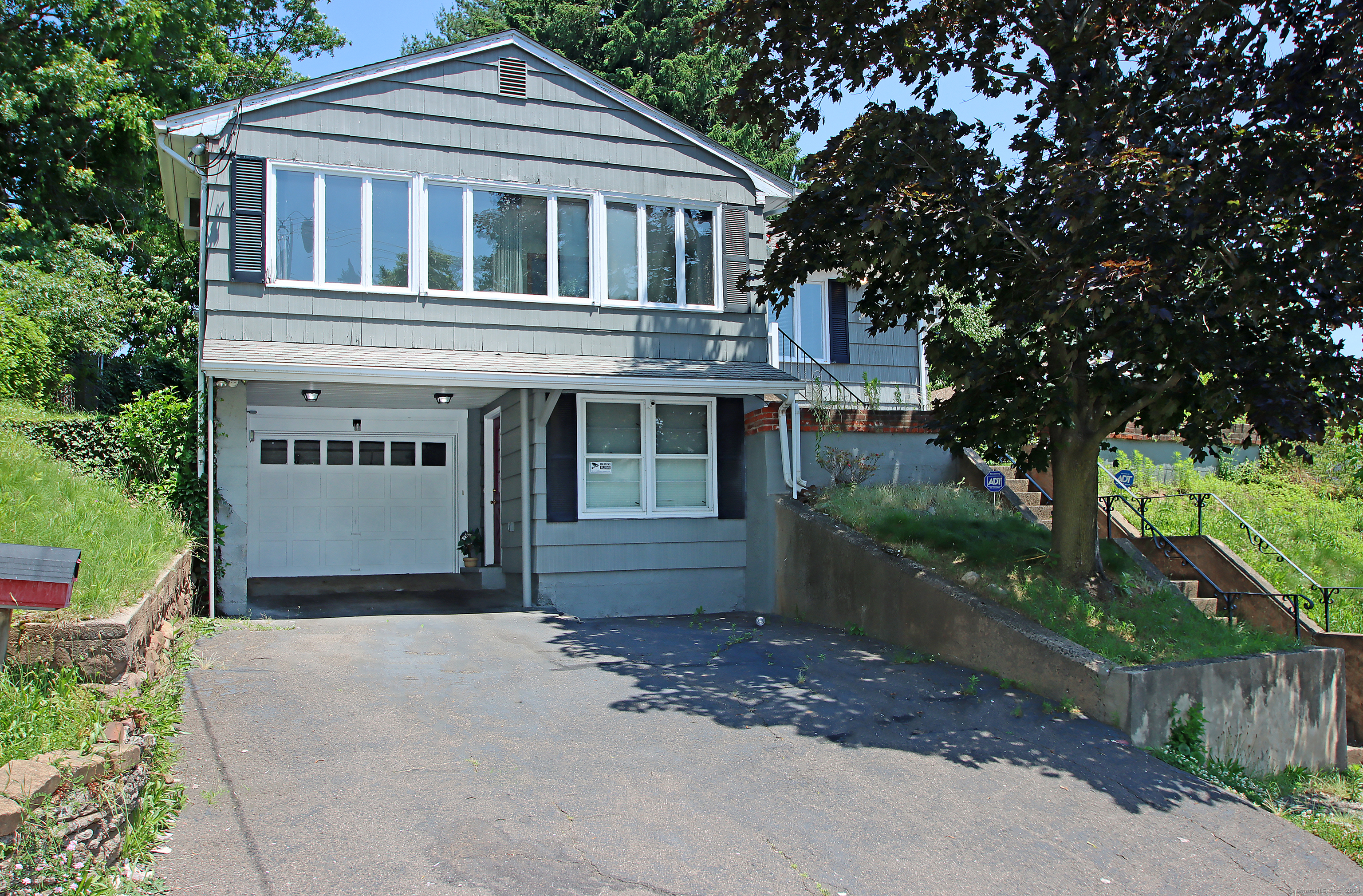 Liberty St, Meriden, CT 06450