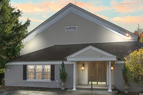 24460 Adams Rd, South Bend, IN, 46628-9678 | Card Image