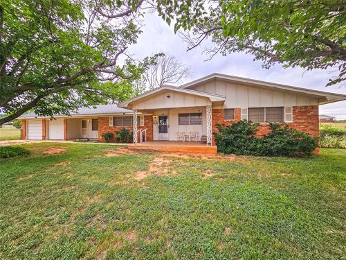 1002 Ridgecrest St, Sweetwater, TX, 79556-2024 | Card Image