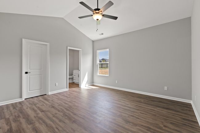Primary Bedroom | Image 18