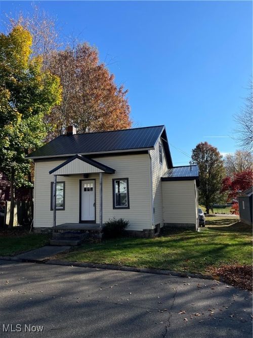1619 Adams St, Coshocton, OH, 43812-1838 | Card Image