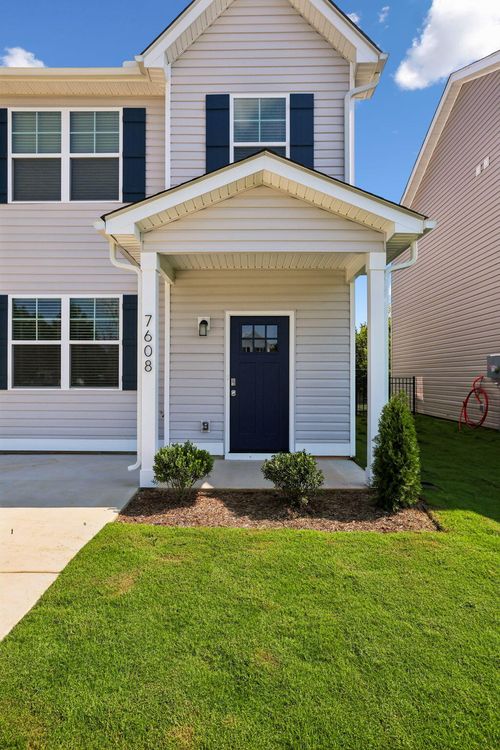 7608 Nightingale Ct, Chattanooga, TN, 37421-7447 | Card Image