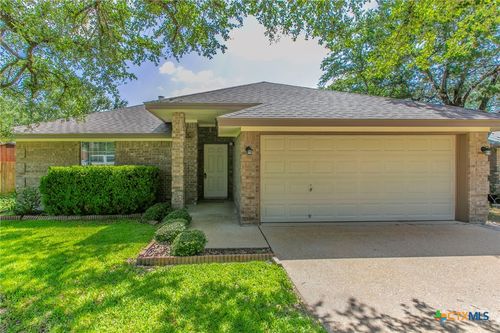 21 Artesian Dr, Belton, TX, 76513-9011 | Card Image