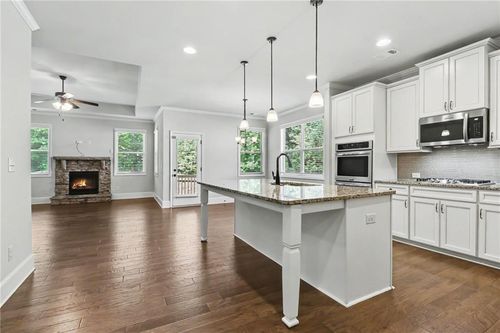 5985 Carruth Lake Dr, Cumming, GA, 30028-3506 | Card Image