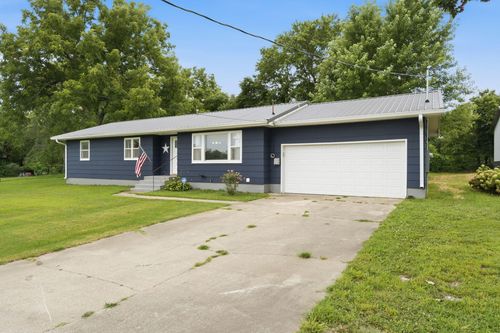 215 S Lincoln St, Walnut Grove, MO, 65770-8313 | Card Image