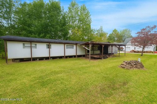 216 S Stringfield St, Atkinson, NC, 28421-6001 | Card Image