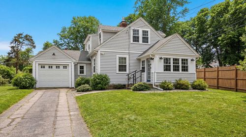 182 Woods Hole Rd, Falmouth, MA, 02540-1670 | Card Image