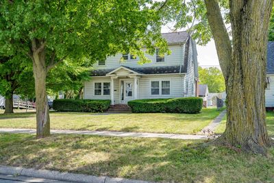 1003 S Main Street, House other with 4 bedrooms, 2 bathrooms and null parking in Kendallville IN | Image 2