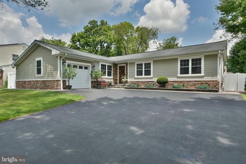 12 Rydal Dr, Lawrence, NJ, 08648-3653 | Card Image