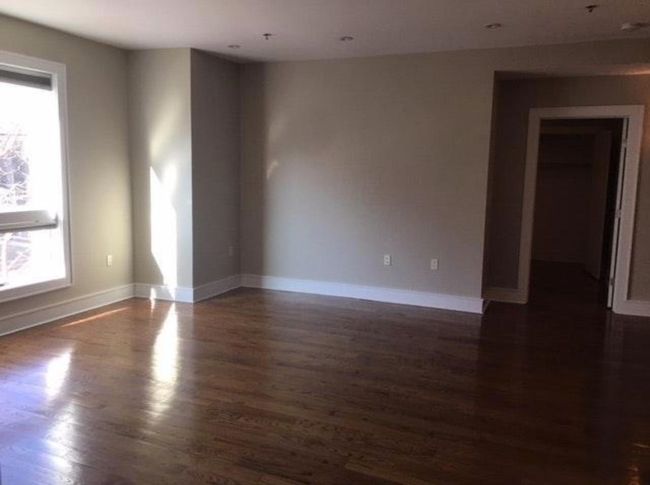 APT-2C - 635 6 Th St, Condo with 2 bedrooms, 2 bathrooms and null parking in Hoboken NJ | Image 5
