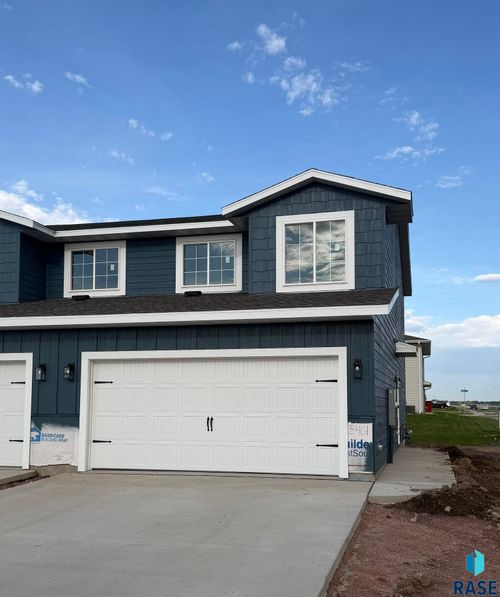 3401 S Joanne Ave Avenue, Sioux Falls, SD, 57106 | Card Image