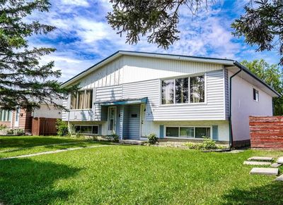 757 Sheppard Street, House other with 4 bedrooms, 2 bathrooms and null parking in Winnipeg MB | Image 2