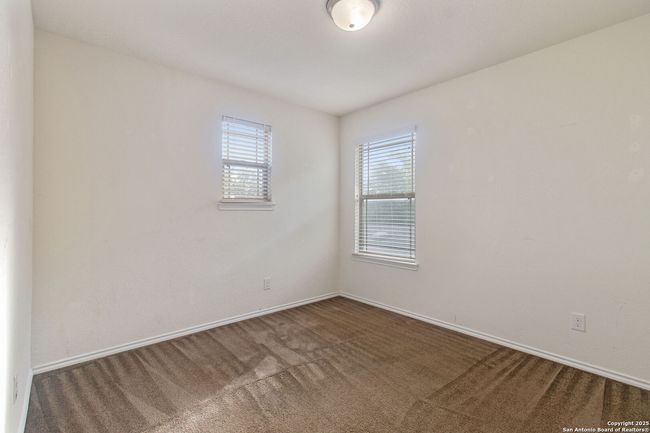 10210 Fossil Vly, House other with 3 bedrooms, 3 bathrooms and null parking in San Antonio TX | Image 11