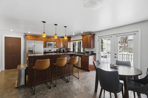 308 Elm St, Bennington, VT, 05201-2211 | Card Image