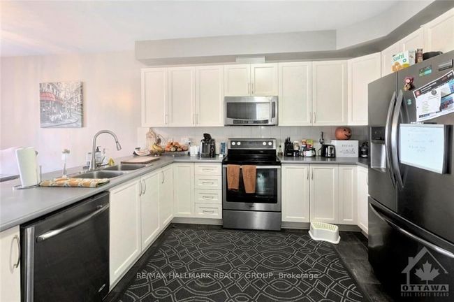 475 Creekview Way, House other with 4 bedrooms, 4 bathrooms and 4 parking in Gloucester ON | Image 5