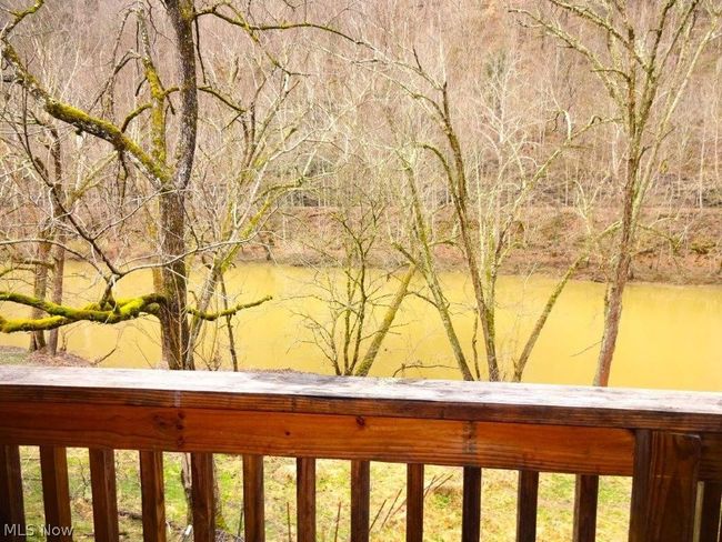 14479 Elk River Rd, House other with 2 bedrooms, 2 bathrooms and null parking in Duck WV | Image 11
