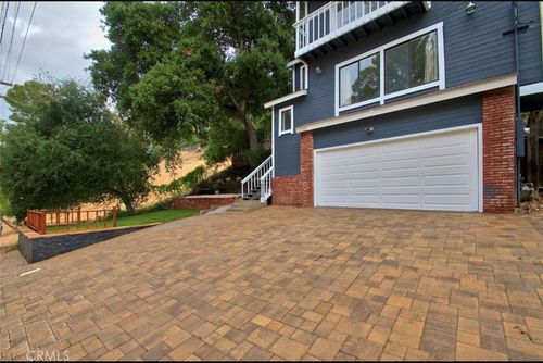 4250 Canoga, Woodland Hills, CA, 91364 | Card Image
