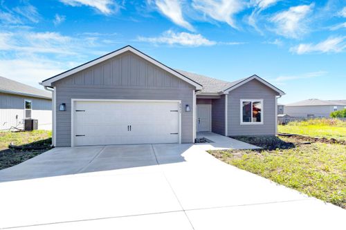 2511 Harrier Dr, Junction City, KS, 66441-4788 | Card Image