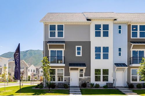 1052 S 2740 E, Spanish Fork, UT, 84660-6334 | Card Image