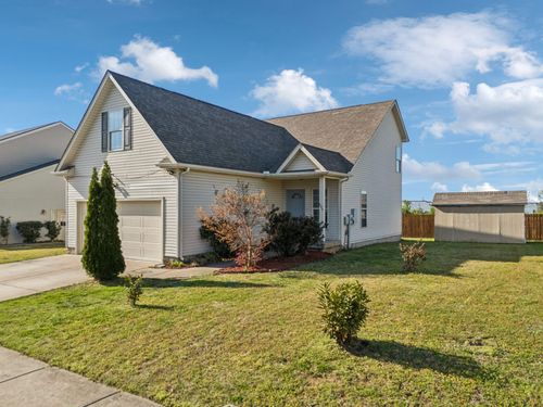 605 Betty Lou Dr, Madison, TN, 37115-3087 | Card Image