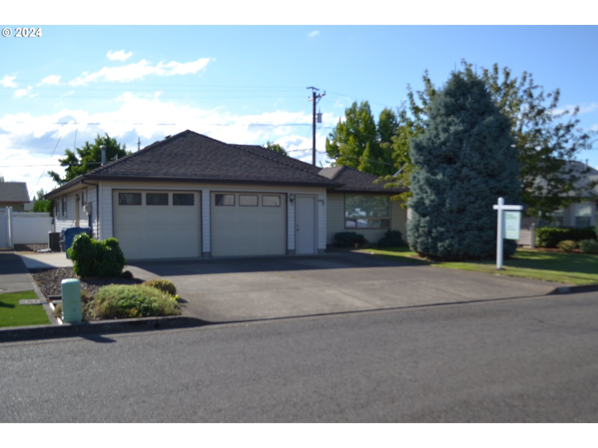 Heather Way, Woodburn, OR 97071 #1