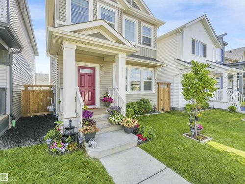 9311 226 St Nw, Edmonton, AB, T5T7R5 | Card Image