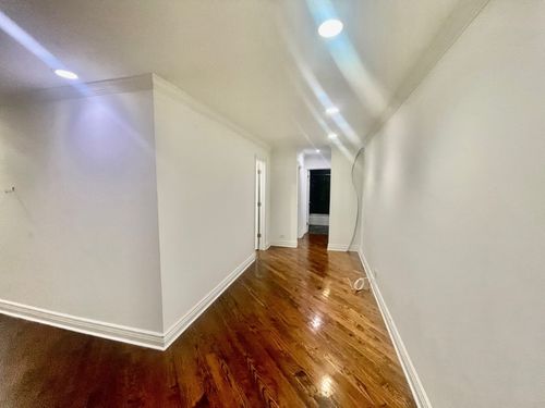 apt-205-7306 N Winchester Ave, Chicago, IL, 60626-1567 | Card Image