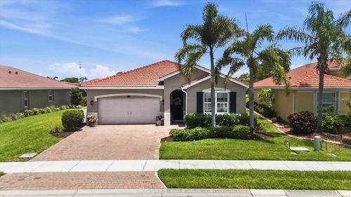 11642 Parrotfish St, VENICE, FL, 34292-2203 | Card Image