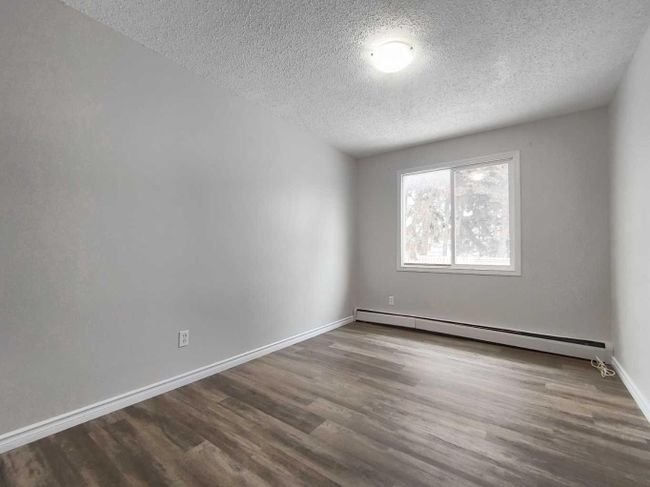 6 - 10035 155 Street Nw, Home with 1 bedrooms, 1 bathrooms and 1 parking in Edmonton AB | Image 12