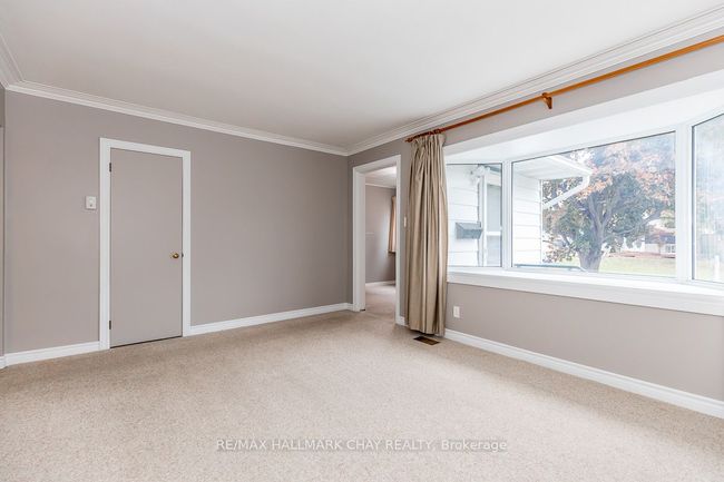62 Hoover Cres, House other with 3 bedrooms, 2 bathrooms and 6 parking in Orillia ON | Image 6