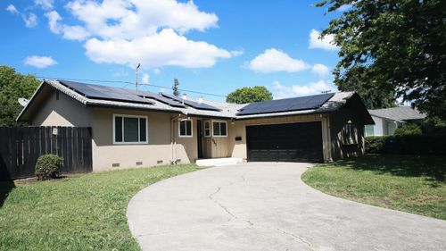 641 S West Lincoln Road, Stockton, CA, 95207 | Card Image