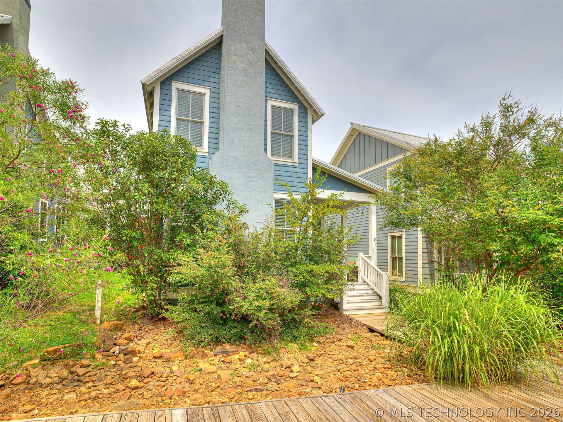 Residential in Carlton Landing 4