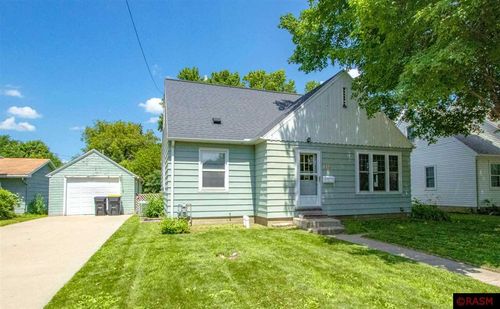624 Garfield Ave, North Mankato, MN, 56003-2935 | Card Image