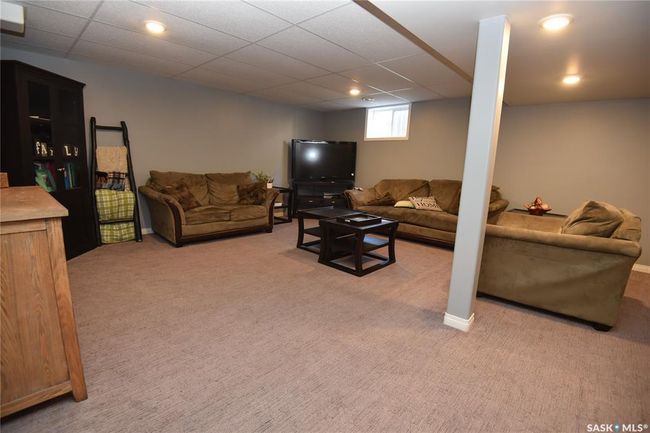 113 6 Th St E, House other with 5 bedrooms, 2 bathrooms and 4 parking in Nipawin SK | Image 26