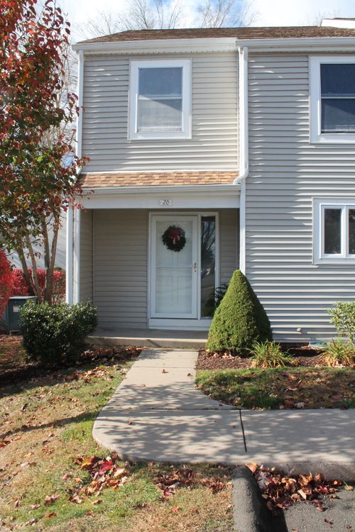 20-20 Brentwood Drive, Wallingford, CT, 06492 | Card Image