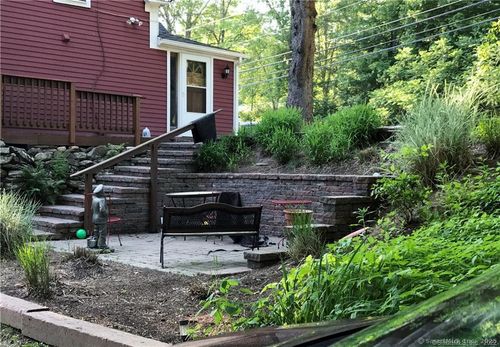 1200 Route 171, Woodstock, CT, 06281-2145 | Card Image