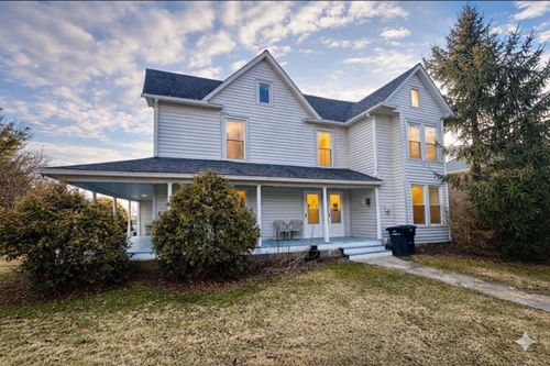 201 W Webster St, Galax, VA, 24333-2839 | Card Image