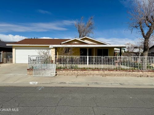 2611 W Avenue K6, Lancaster, CA, 93536-5338 | Card Image