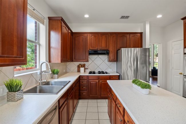 9713 Beck Dr, House other with 4 bedrooms, 3 bathrooms and null parking in Plano TX | Image 20
