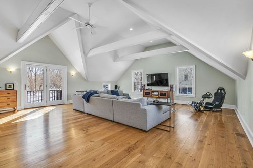 491 Main St, Acton, MA, 01720-3937 | Card Image