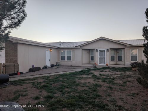 19 Road 1499, La Plata, NM, 87418-9704 | Card Image