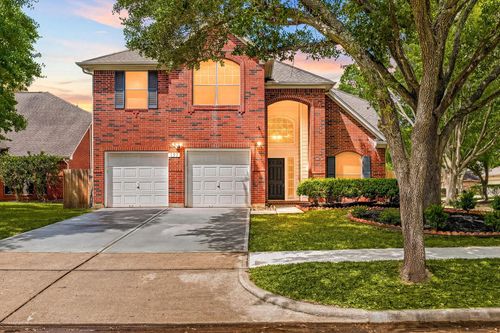 102 Lindencrest Ct, Sugar Land, TX, 77479-5201 | Card Image