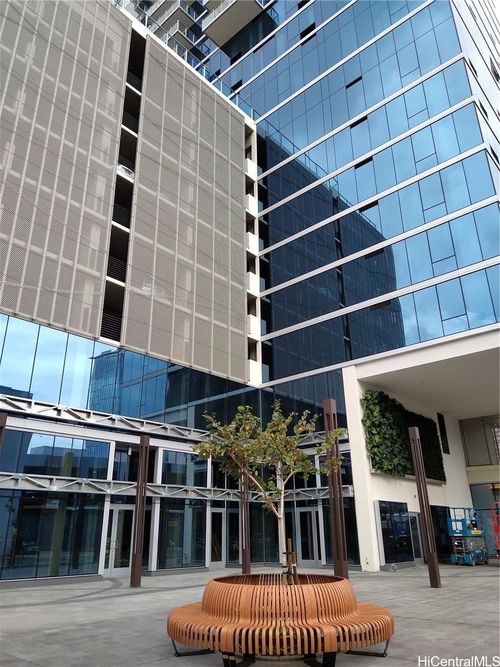 apt-4005-629 Keeaumoku St, Honolulu, HI, 96814-3638 | Card Image