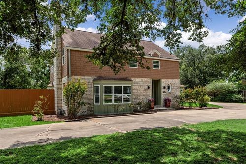 716 Church St, Navasota, TX, 77868-3908 | Card Image