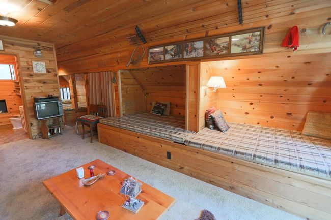 1529 Little Grass Valley Rd, House other with 3 bedrooms, 2 bathrooms and null parking in Strawberry Valley CA | Image 39