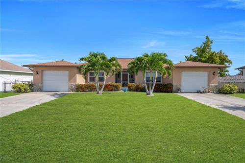836 Sw Trafalgar Pkwy, Cape Coral, FL, 33991-3331 | Card Image